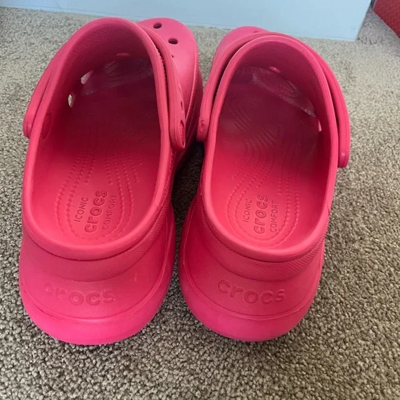 Crocs Bae Clog- Dragon Fruit - Picture 4 of 5